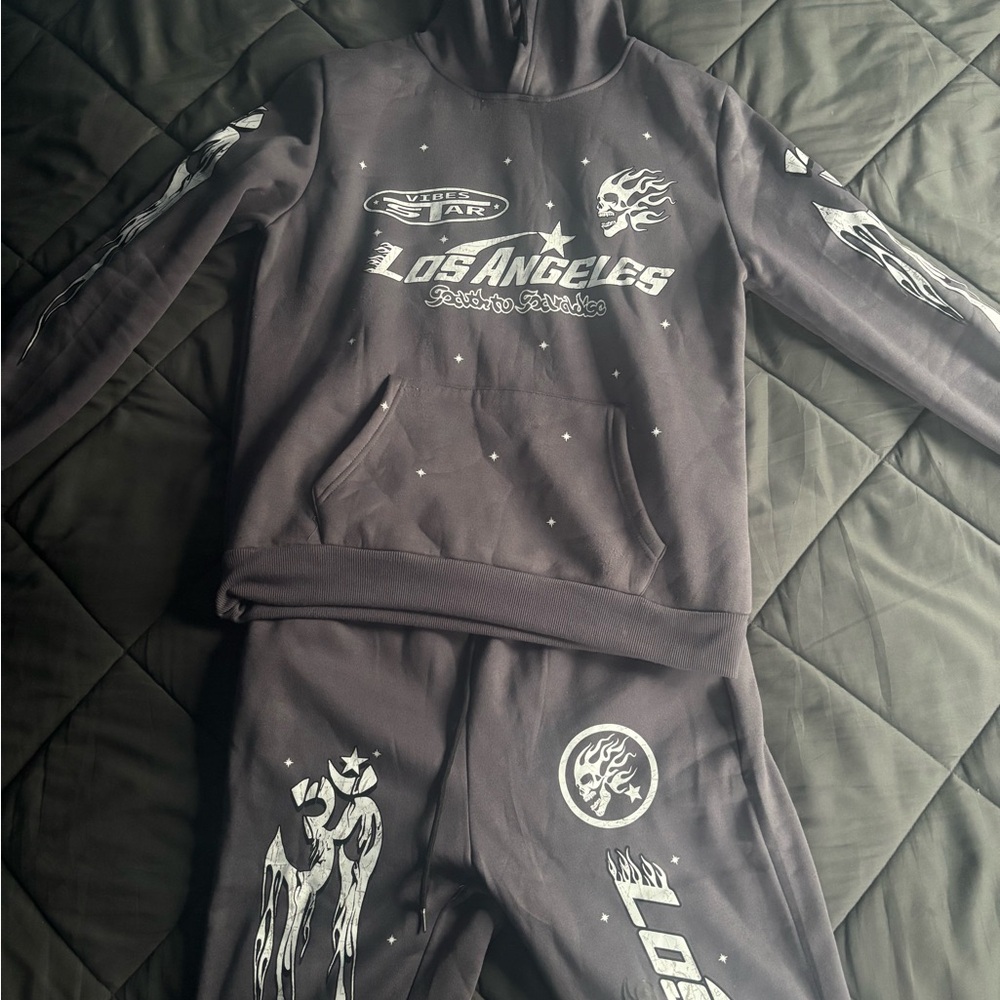 Los Angeles men’s Hoodie and Pants Set - grey (pre-worn) in good condition